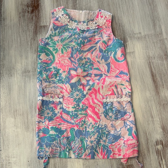 Lilly Pulitzer Girls Shift Dress – Tropical Seahorse Print, Size 6 - Picture 1 of 2